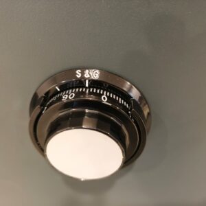 operation coffre par changement de combinaison